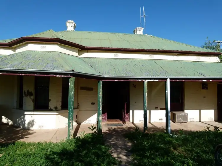 30 Battye Street, Forbes NSW 2871