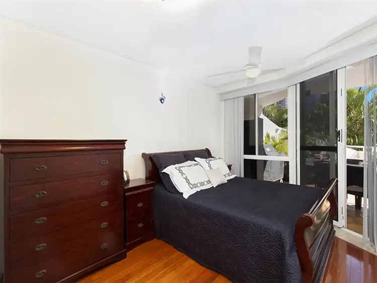 Sixth view of Homely unit listing, 4/10-16 Bright Street, Kangaroo Point QLD 4169