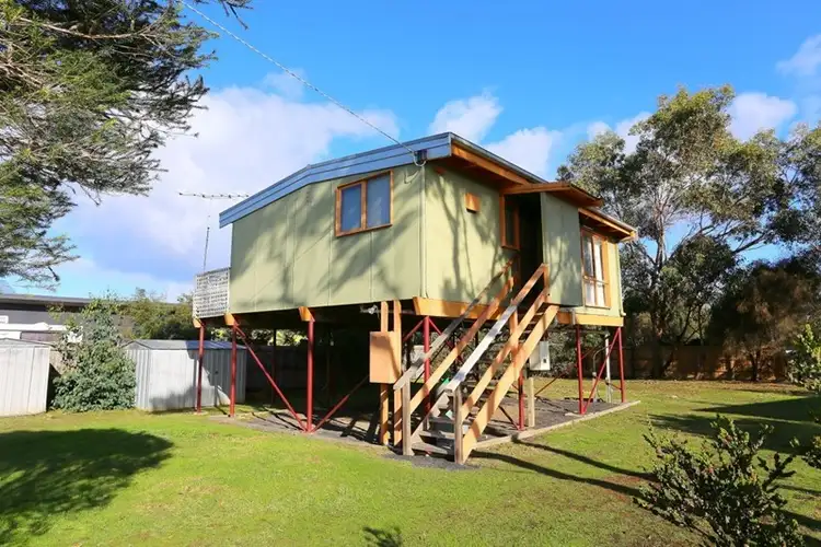 24 Galleon Crescent, Sunset Strip VIC 3922