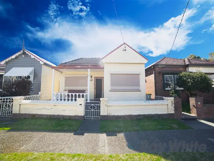 Second view of Homely house listing, 40 Lindsay Street, Hamilton NSW 2303