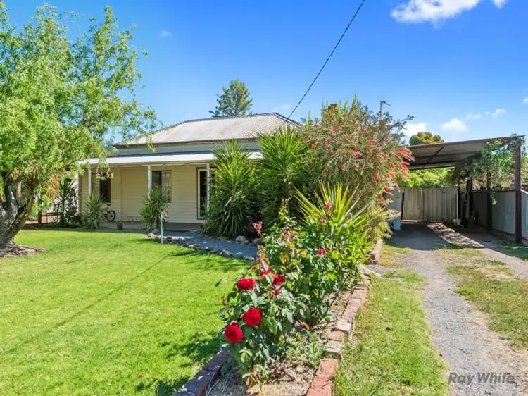 29 Halls Road, Goorambat VIC 3725