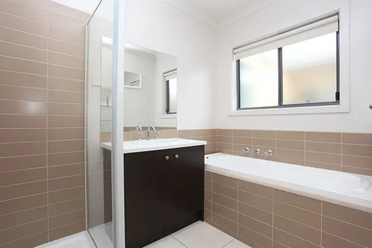 Seventh view of Homely house listing, 4 Harry Court, Truganina VIC 3029