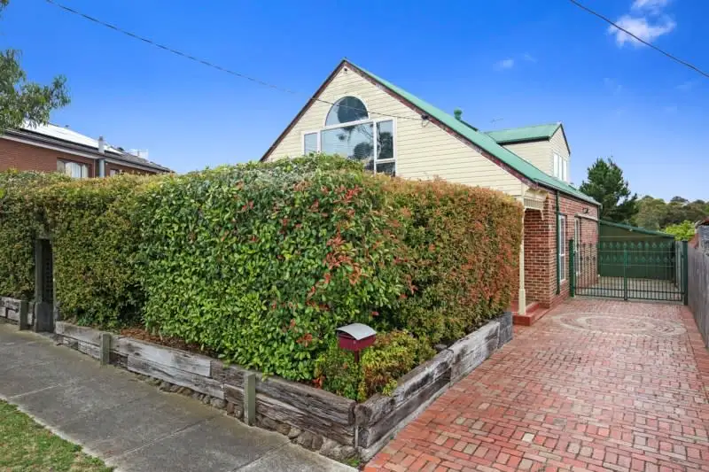 Main view of Homely house listing, 2 Casey Drive, Lalor VIC 3075