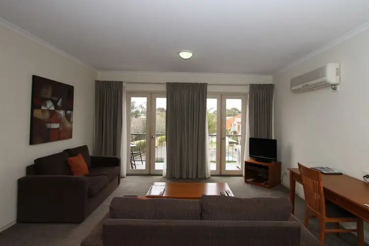 Quest Apartment 37, High Street, Golden Square VIC 3555