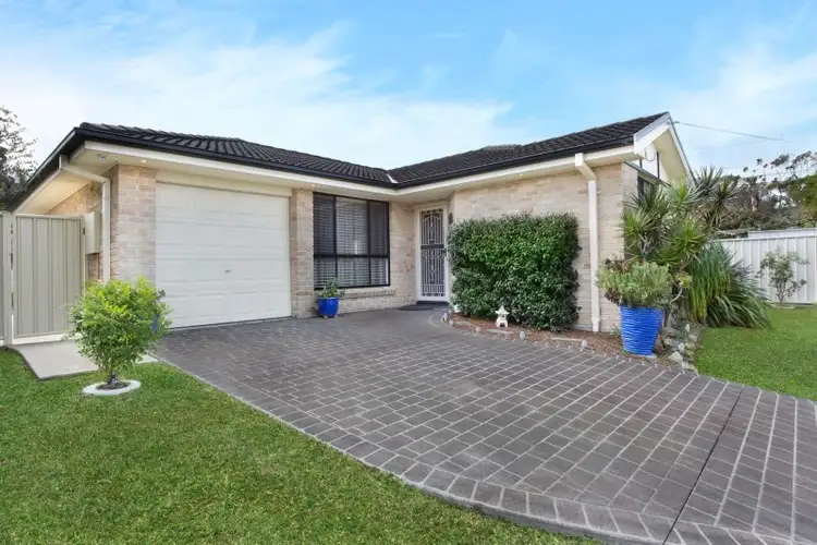 13a Cynthia Street, Bateau Bay NSW 2261