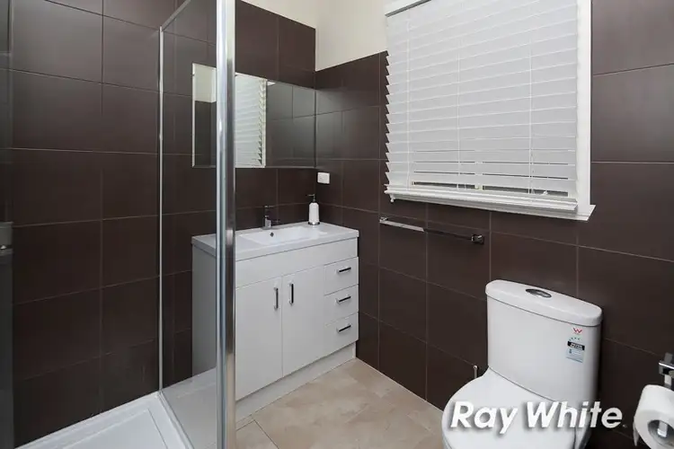 Fifth view of Homely house listing, 3 Bottlebrush Court, Langwarrin VIC 3910