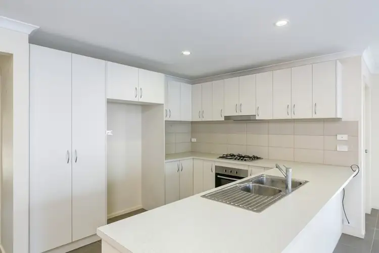 Second view of Homely house listing, 6 Lakeview Place, Jackass Flat VIC 3556