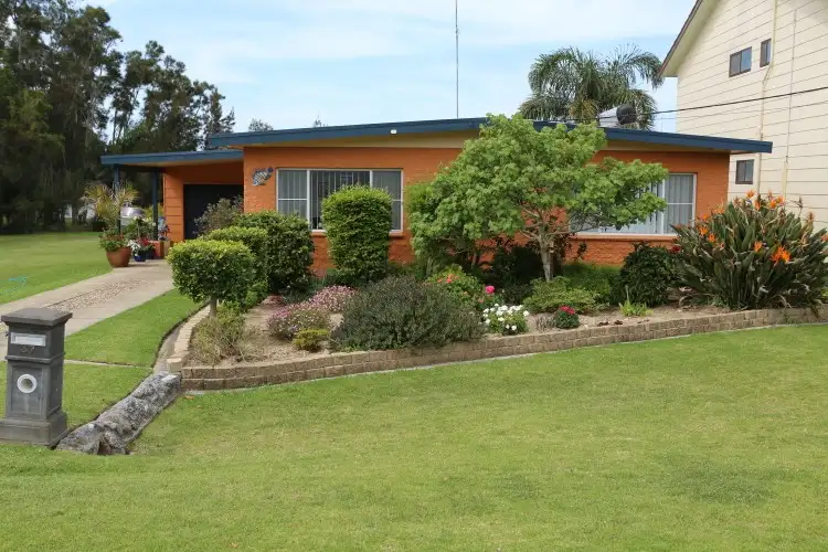 Second view of Homely house listing, 37 Myuna Street, Dalmeny NSW 2546