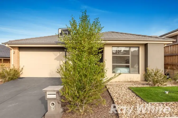 28 Gyrfalcon Way, Doreen VIC 3754