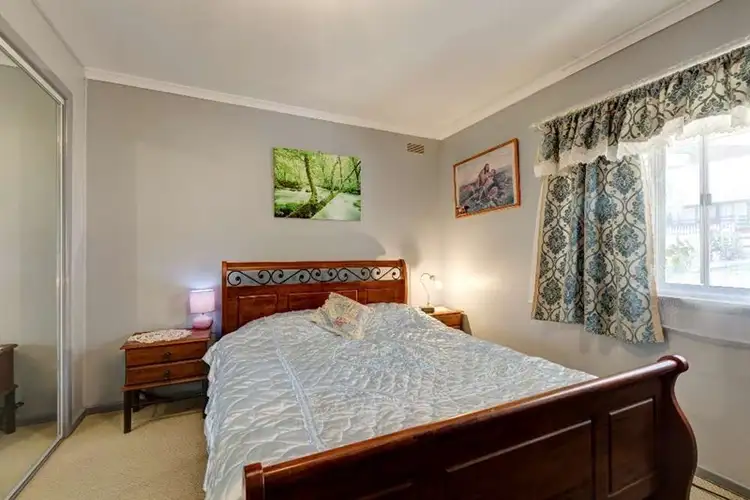 Fifth view of Homely house listing, 28 Waratah Crescent, West Albury NSW 2640