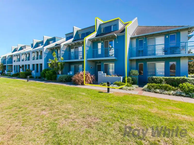 Main view of Homely townhouse listing, 2/14 The Lane, Maryville NSW 2293