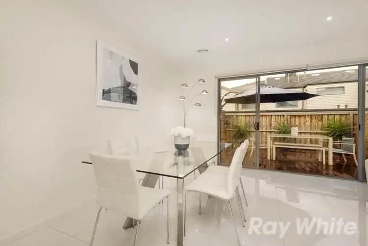 Sixth view of Homely house listing, 32 Richmond Circuit, Mulgrave VIC 3170
