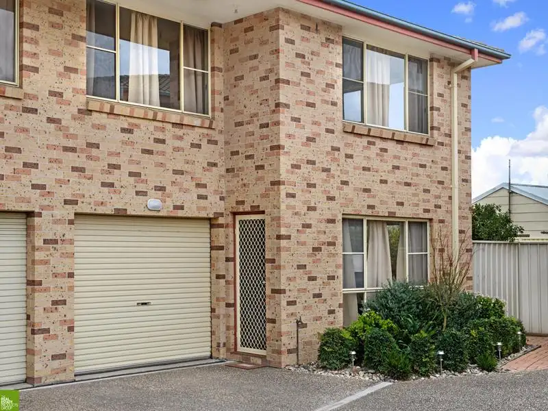 Main view of Homely house listing, 2/35 Paperbark Street, Albion Park Rail NSW 2527