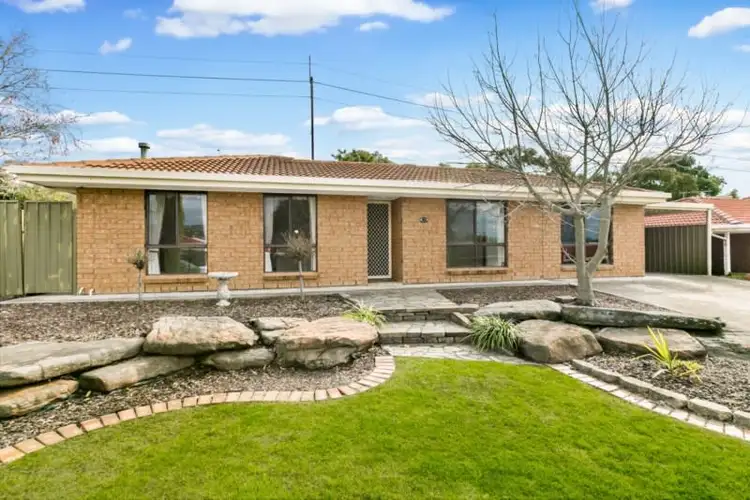 7 St James Street, Woodcroft SA 5162