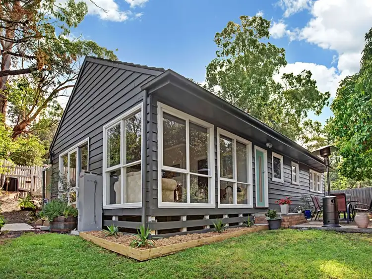 2 Sackville Street, Montmorency VIC 3094
