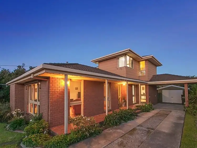 11 Coolabah Drive, Grovedale VIC 3216
