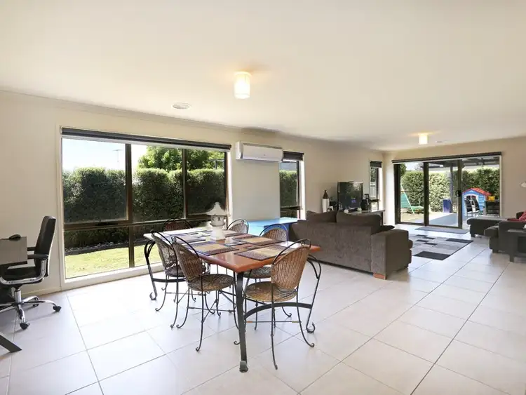 Fifth view of Homely house listing, 7 Ellen Close, Grovedale VIC 3216