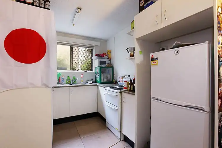 Sixth view of Homely apartment listing, 2/124 Surf Parade, Broadbeach QLD 4218