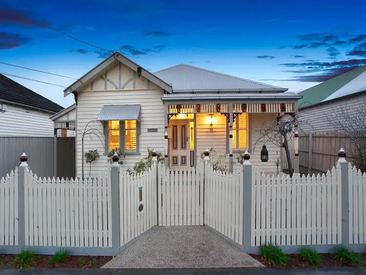 22 Darling Street, Hughesdale VIC 3166