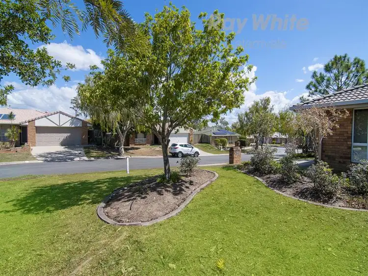 Second view of Homely house listing, 4 Moneghetti Place, Calamvale QLD 4116