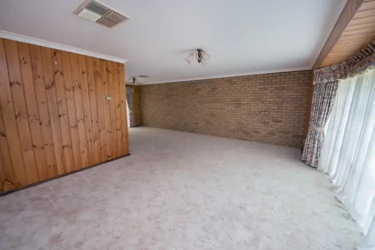 Fifth view of Homely house listing, 35 Parkview Drive, Swan Hill VIC 3585
