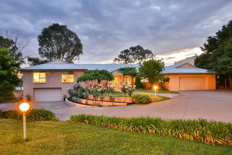 8 Riverview Rise, Gol Gol NSW 2738