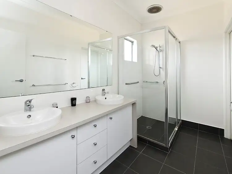 Fourth view of Homely house listing, 1/33 Kootingal Bend, Baldivis WA 6171