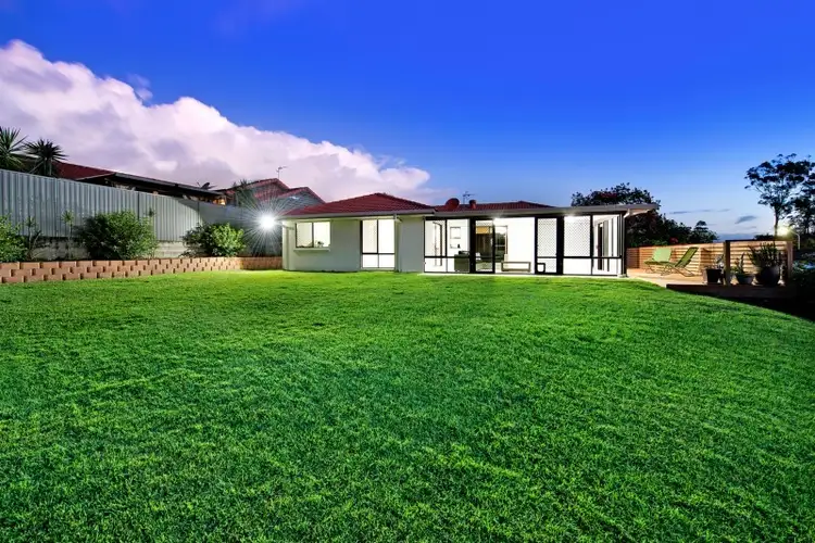 15 San Mateo Boulevard, Ashmore QLD 4214