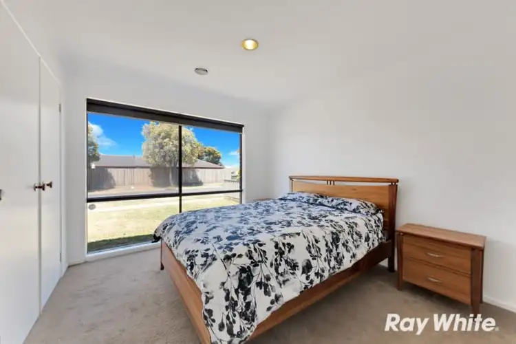 Fourth view of Homely house listing, 40 Banbury Crescent, Craigieburn VIC 3064
