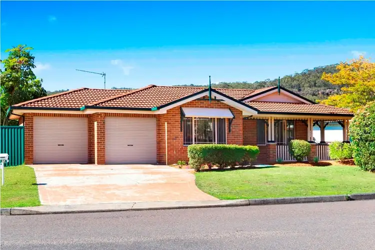 33 Singleton Road, Point Clare NSW 2250
