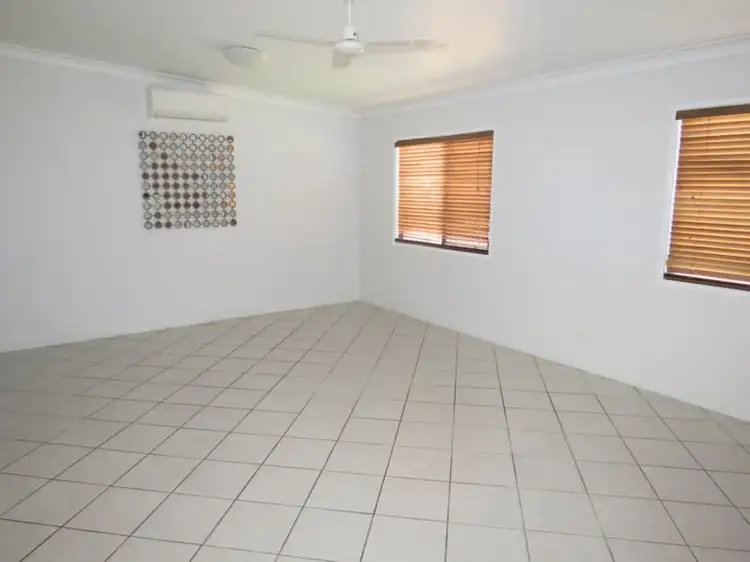 Fifth view of Homely house listing, 10 Racecourse Road, Emerald QLD 4720