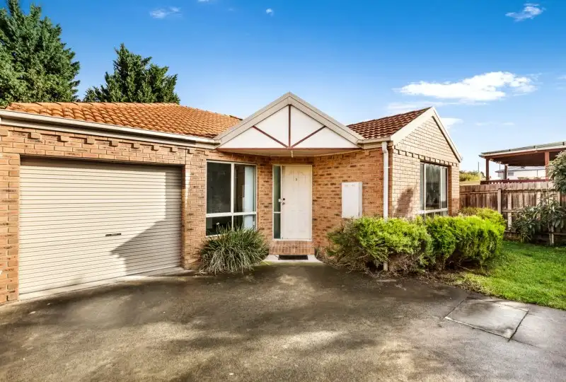 Main view of Homely unit listing, 2/14 Rosemary Street, Chadstone VIC 3148