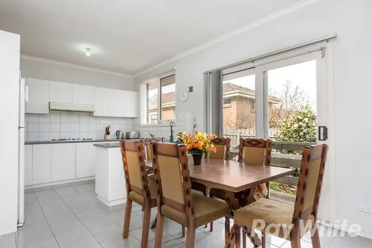Fifth view of Homely unit listing, 1and2/9 Woodstock Road, Mount Waverley VIC 3149