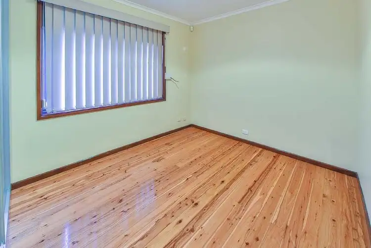 Seventh view of Homely house listing, 3 Squeers Place, Ambarvale NSW 2560