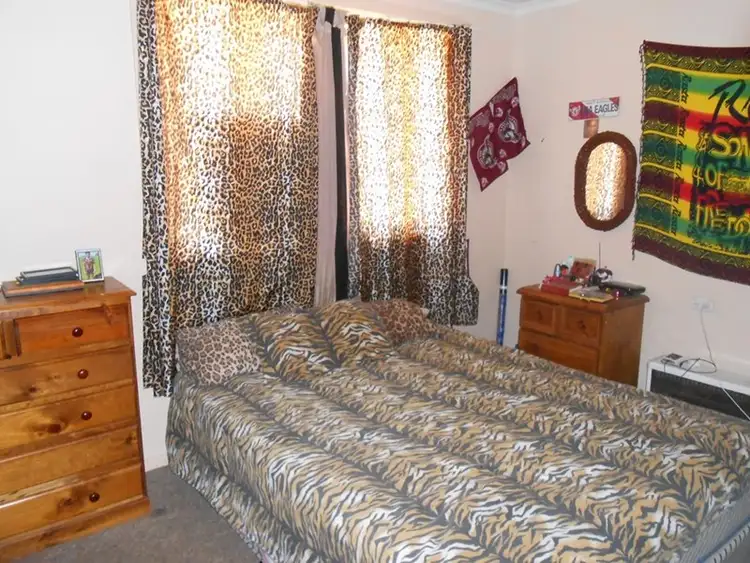 Fifth view of Homely house listing, 4 Flemming Crescent, Tamworth NSW 2340