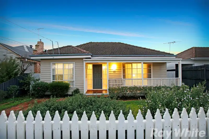 Main view of Homely house listing, 32 Lloyd Avenue, Reservoir VIC 3073