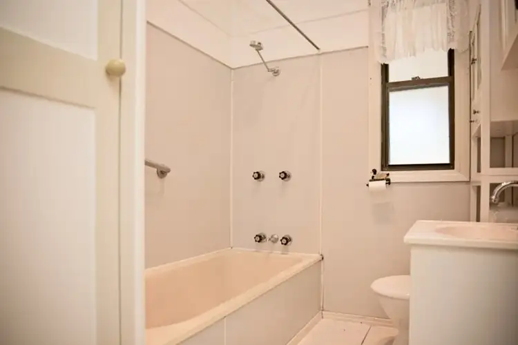 Fifth view of Homely house listing, 10 Knight, Kingaroy QLD 4610