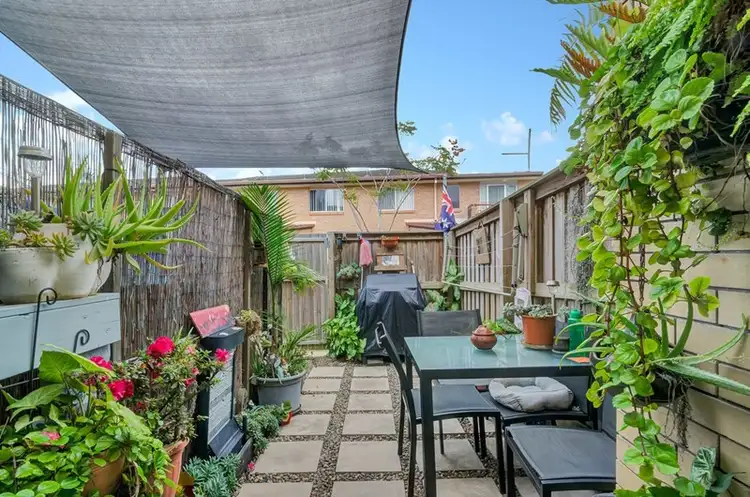 Main view of Homely townhouse listing, 2/140 Kennedy Drive, Tweed Heads West NSW 2485