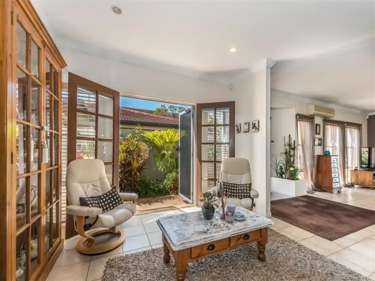 Seventh view of Homely other listing, 1/8 Vespa Crescent, Bundall QLD 4217