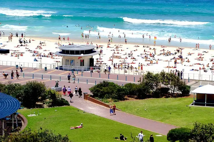 Sixth view of Homely apartment listing, 8/84 Beach Road, Bondi Beach NSW 2026