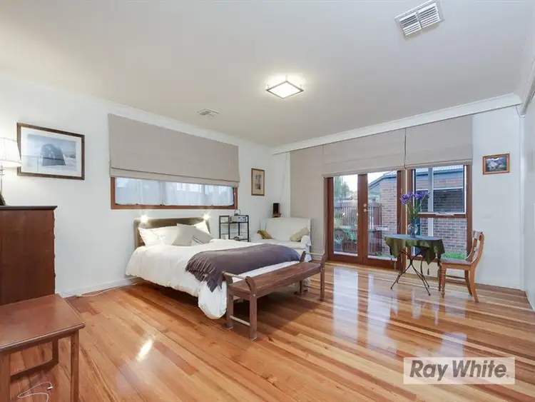 Third view of Homely house listing, 3 Woodrush Drive, Langwarrin VIC 3910
