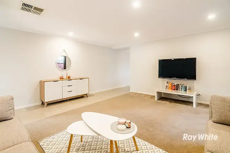 Fifth view of Homely house listing, 4 Starlight Rise, Cranbourne East VIC 3977