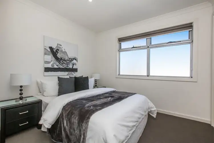 Fifth view of Homely townhouse listing, 2/55 Yarra Avenue, Reservoir VIC 3073