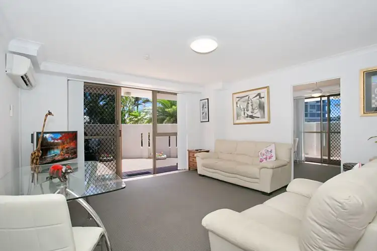 2/4 Britannia Avenue 'Ocean Royale', Broadbeach QLD 4218