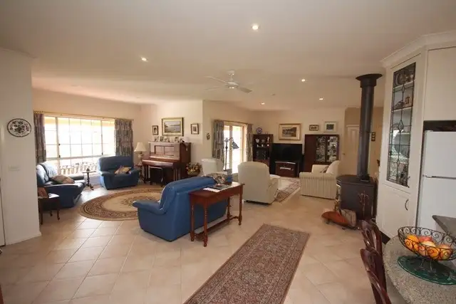 Fifth view of Homely house listing, 2 Sloggetts Road, Oberon NSW 2787