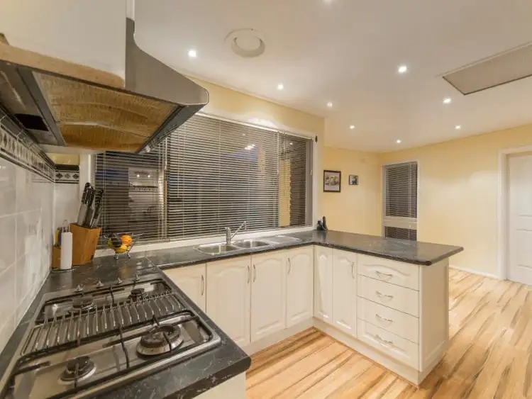 Sixth view of Homely house listing, 4 Zara Court, Frankston VIC 3199