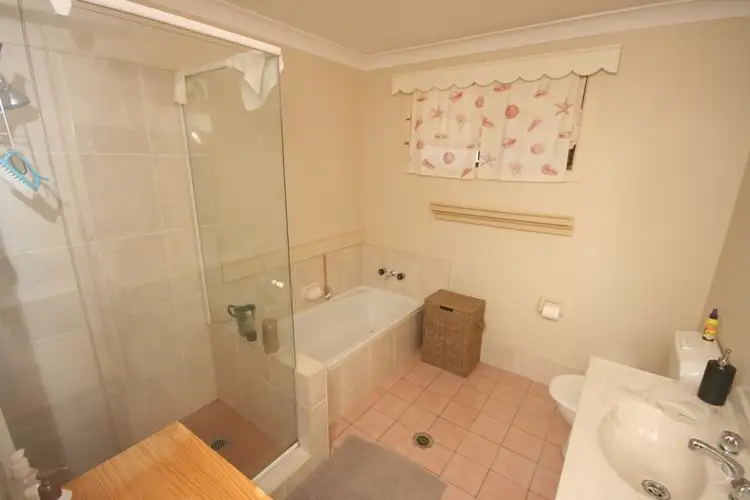 Sixth view of Homely house listing, 2/6 Schaeffer Close, Grafton NSW 2460