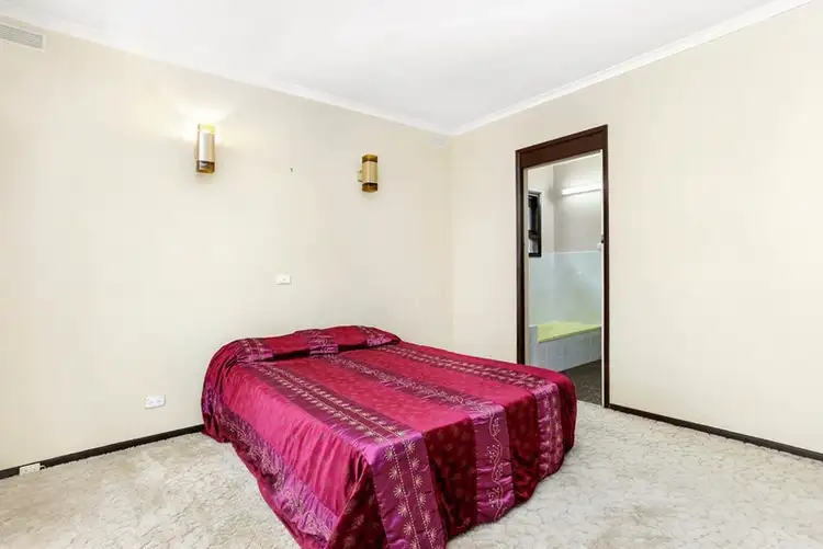 Fifth view of Homely house listing, 2 Shanahan Court, Hamilton VIC 3300