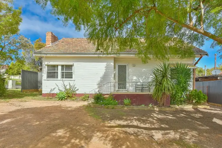 144 Lindesay Street, Campbelltown NSW 2560