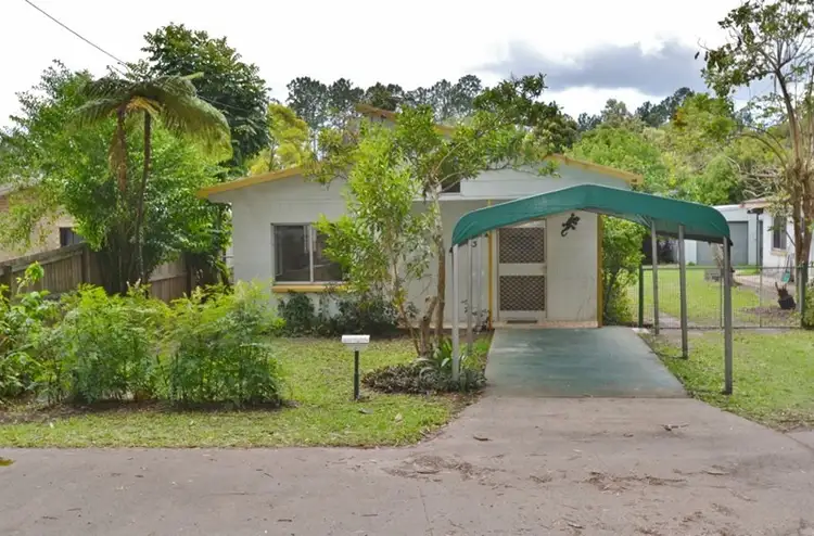 33 Beerwah Parade, Beerwah QLD 4519